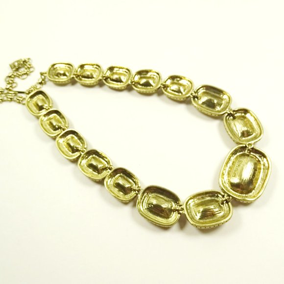 HEIDI DAUS Exquisite Elegance Light Pink Crystal Necklace & Earrings Set - Picture 6 of 12